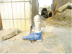 远传水表部件被盗 自来水白流真可惜